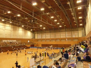 ⑫アリーナ内部風景