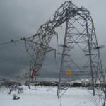 平成２３年1月１日雪害により鉄塔倒壊３基